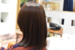 フレンチグランカットで衝撃‼︎から半年、念願の扱いやすくなる縮毛矯正