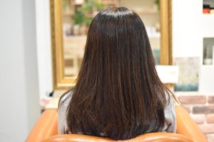 いつか毛先にパーマがかけられるまで、髪の体力残しながらの矯正