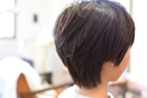 中学生以来のバッサリショート!!