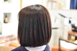 カラーは先にやってから!!弱い薬でしっかり伸ばす!伸びてきてもダメージの少ない縮毛矯正