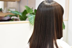 今日やった矯正の1年後も考えて〜のリタッチ縮毛矯正